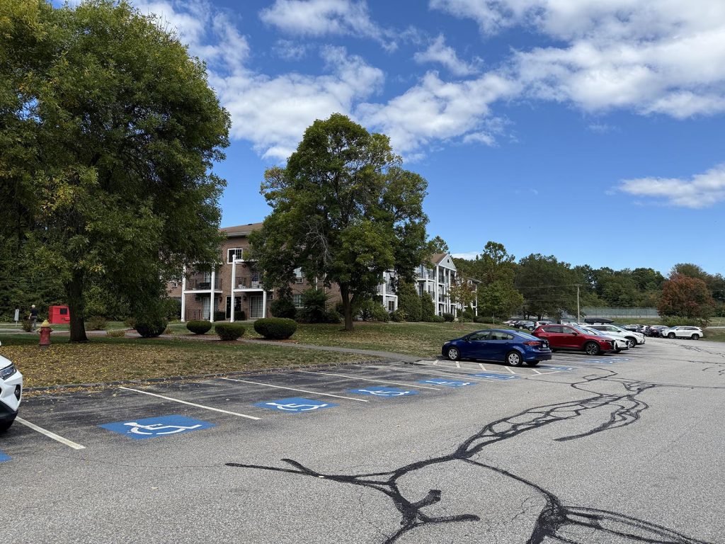 Park View Hills Condominiums Parking