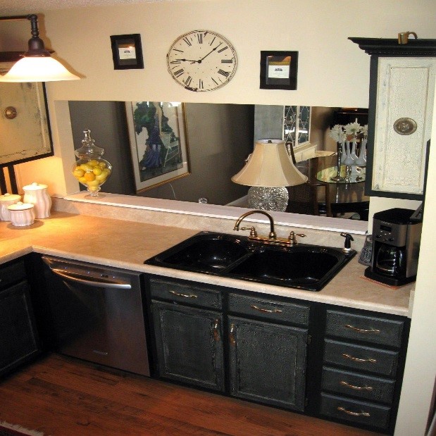 Kitchen pass through decorated