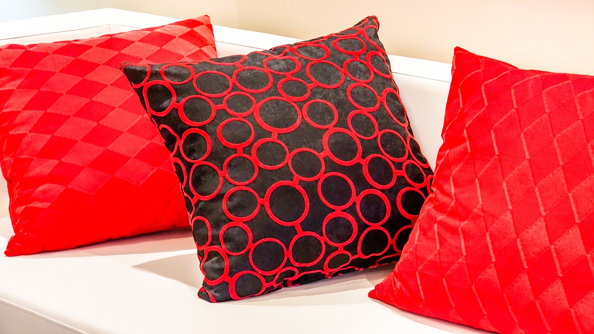 decorative pillows for the holidays