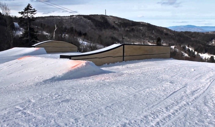 Snowboard trick