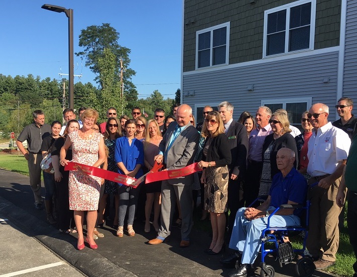 ribbon cutting in milford NH