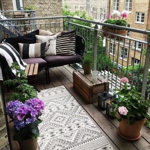 Decorate Your Apt Balcony