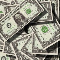 Simple Ways to Save Money When Renting an Apartment
